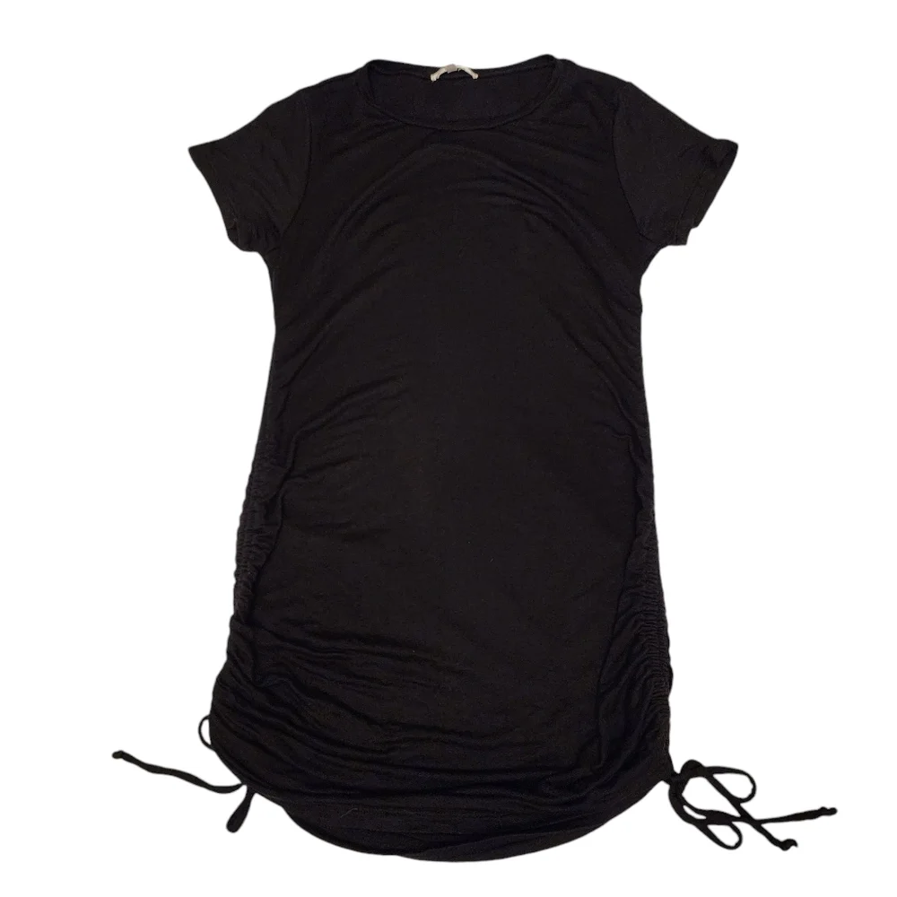 Black Short Sleeve Stretchy Mini Dress with Rouched Sides - Picture 6 of 9